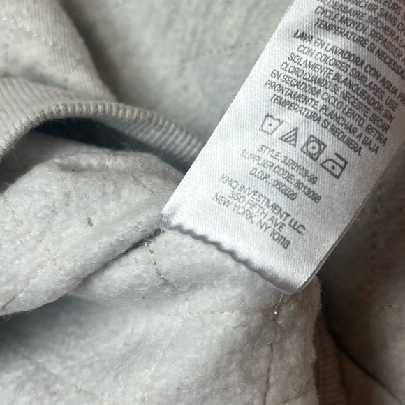 Calvin Klein Grey Quilted Crewneck Sweatshirt Logo 18 Months - Picture 9 of 10